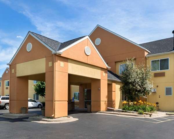 Exterior view - Quality Inn Lakeville