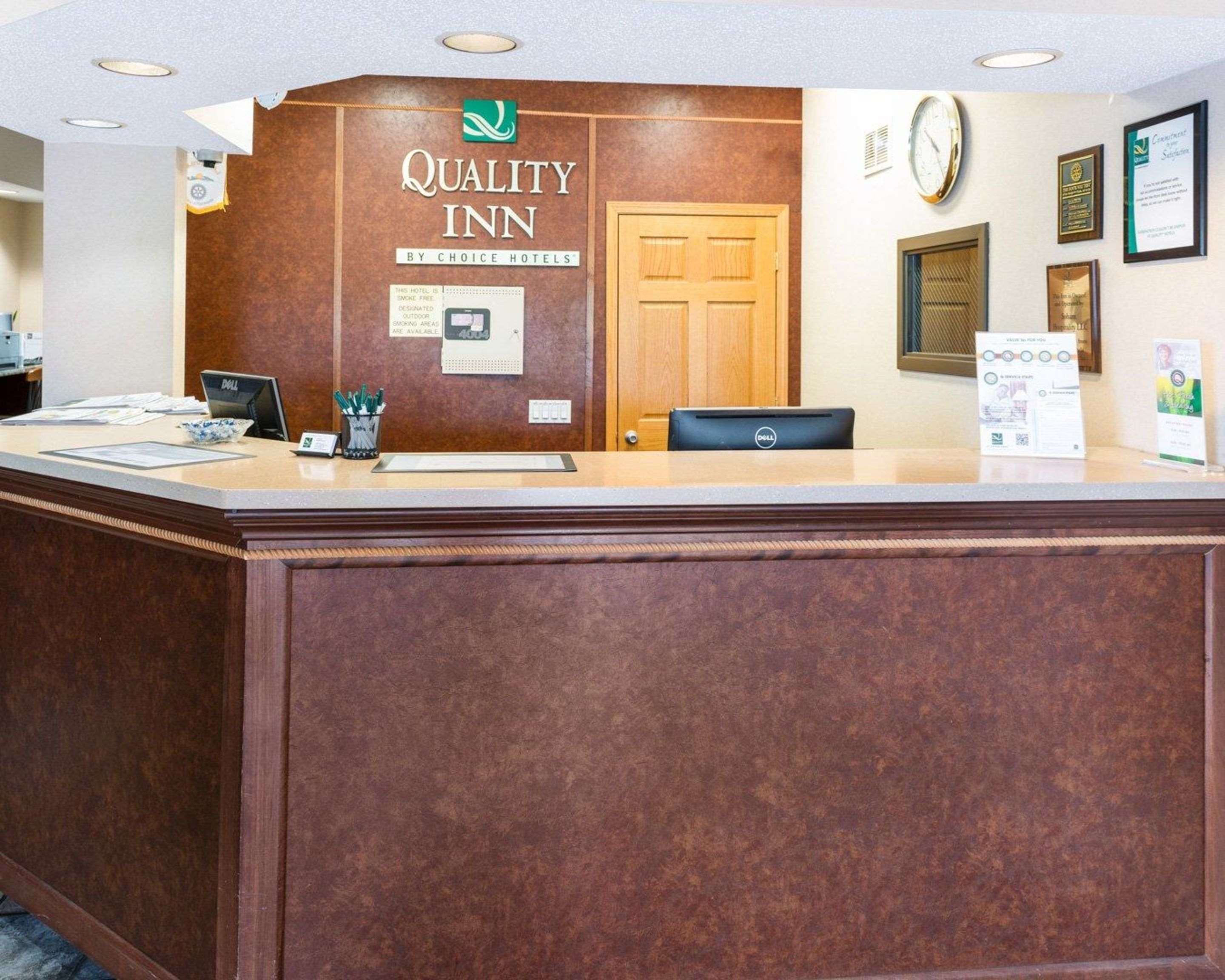 Front desk with friendly staff
