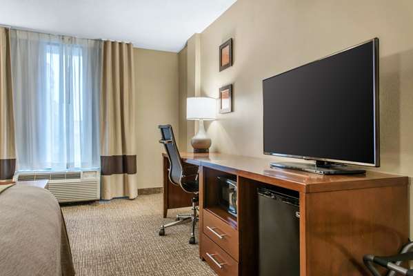 Suite - Comfort Inn Minneapolis Airport Bloomington