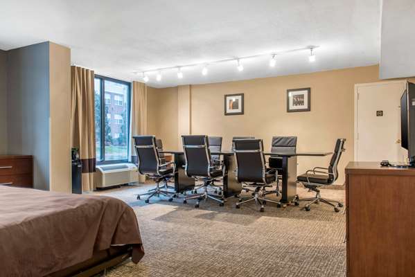 Suite - Comfort Inn Minneapolis Airport Bloomington