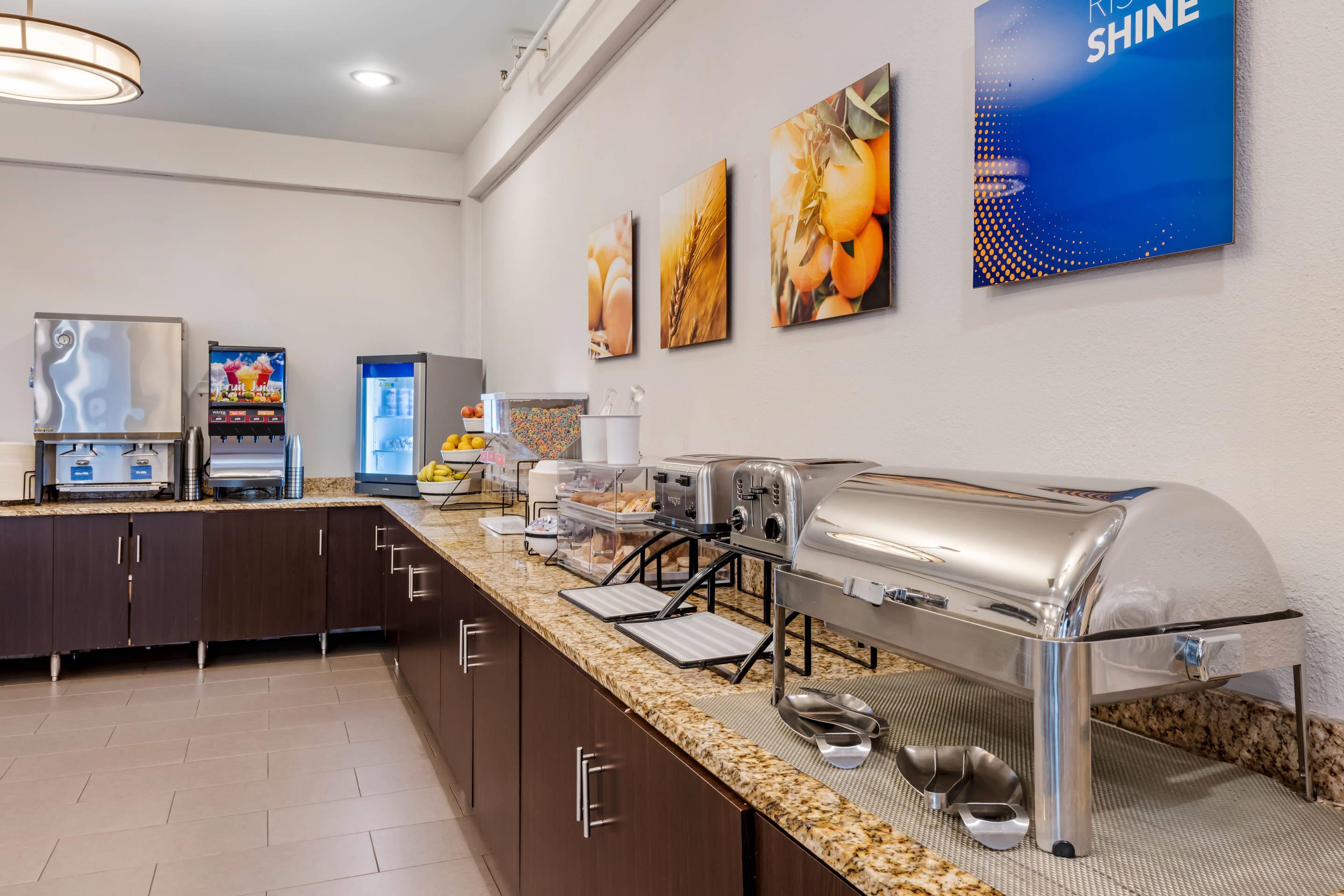 Breakfast area