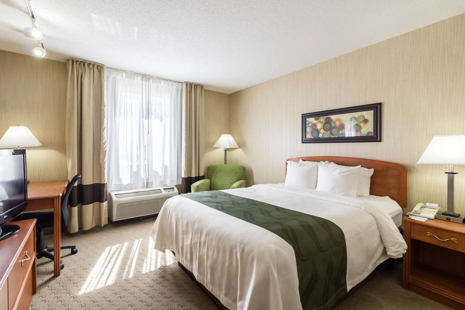 Quality Inn & Suites Marshall, MN See Discounts