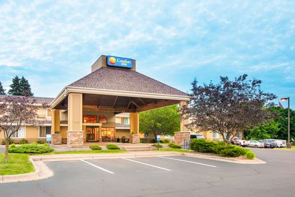 Exterior view - Comfort Inn West Duluth - I-35, Exit 253B