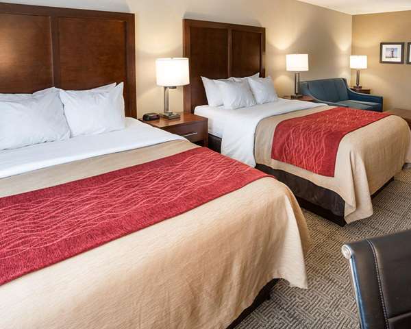  - Comfort Inn West Duluth - I-35, Exit 253B