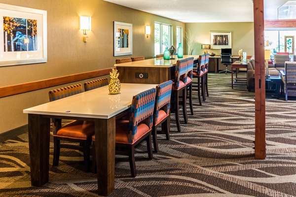 Amenities - Comfort Inn West Duluth - I-35, Exit 253B