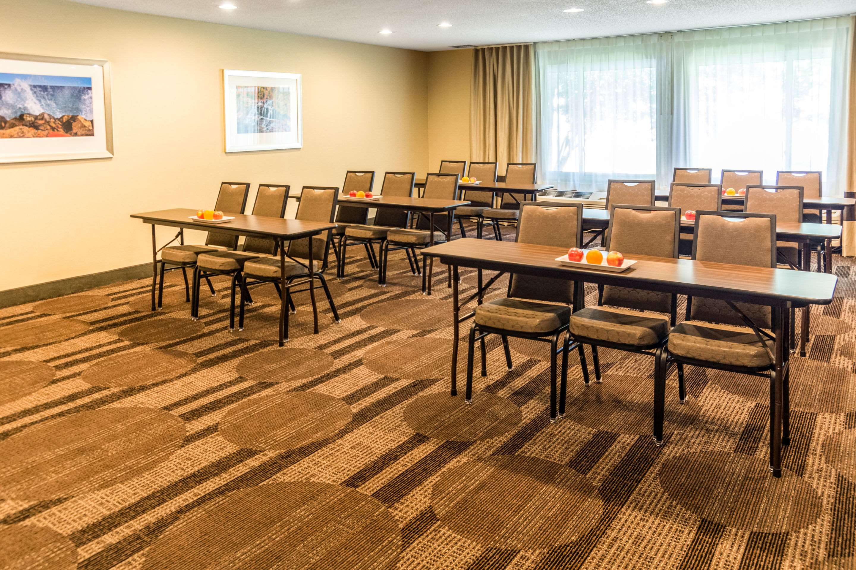 Meeting room | Comfort Inn Duluth-West