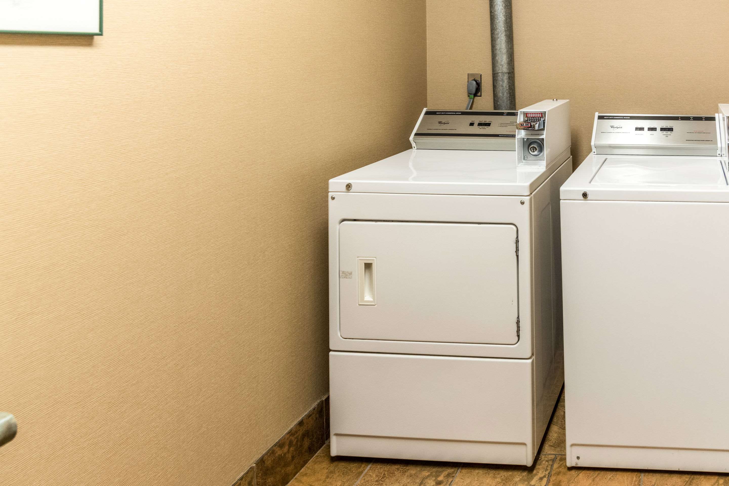 Guest laundry facilities | Comfort Inn Duluth-West