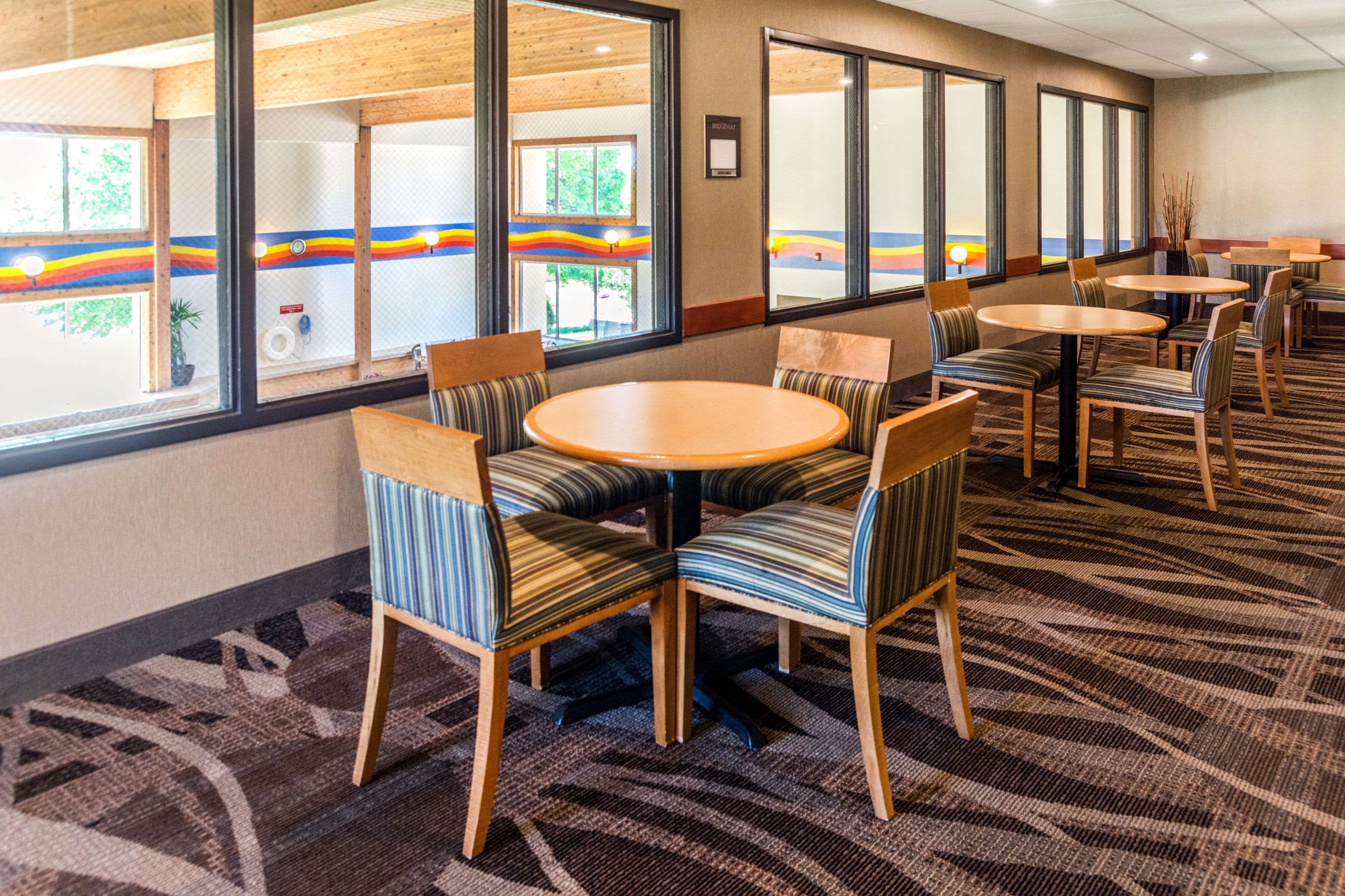 Sitting area | Comfort Inn Duluth-West