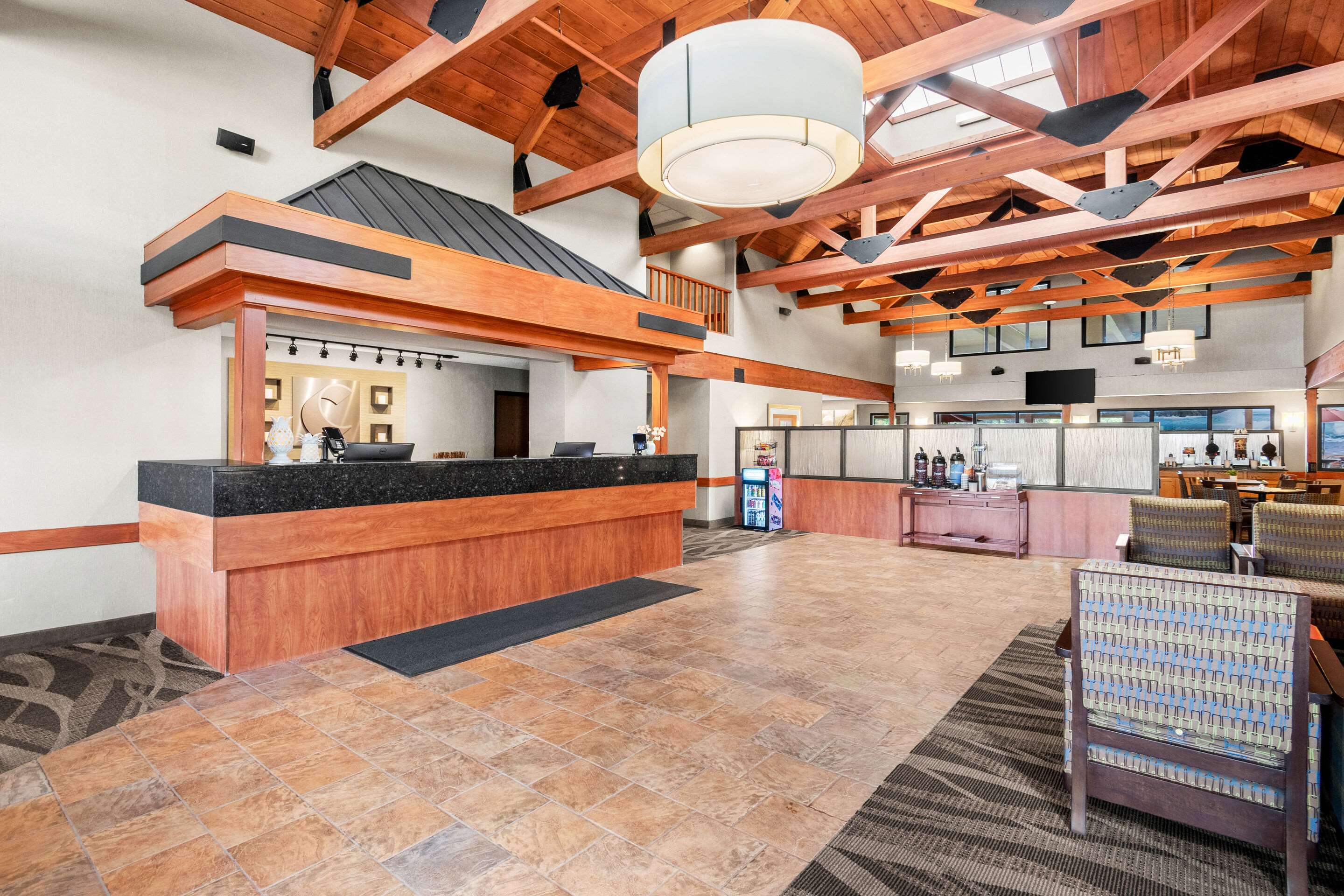 Hotel lobby | Comfort Inn Duluth-West