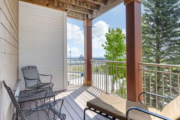 Suite - Lift Bridge Lodge Downtown Duluth - I-35, Exit 256B