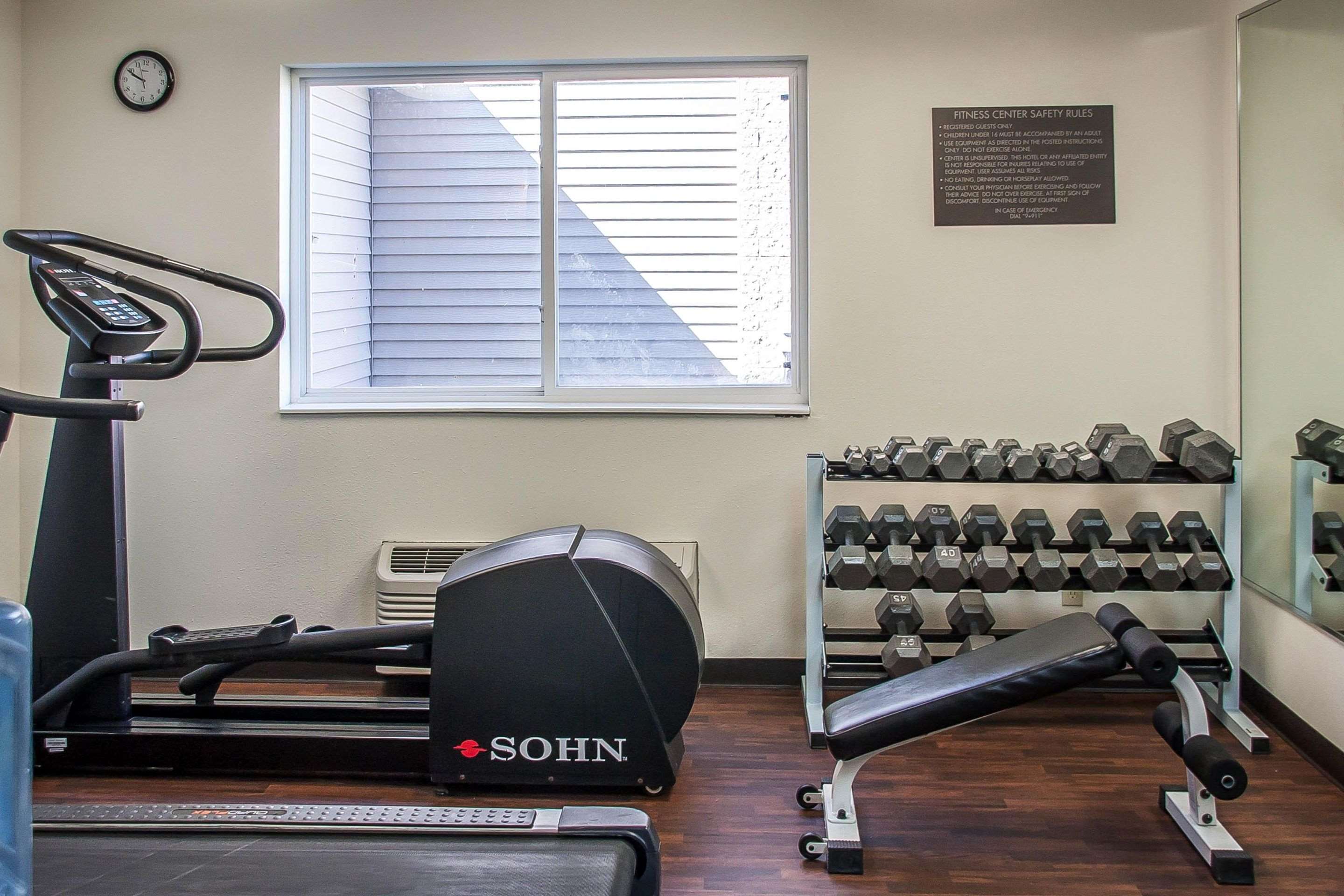 Exercise room | Comfort Inn Fergus Falls