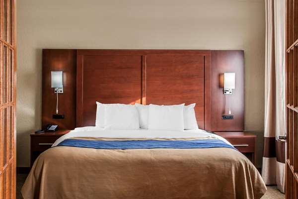 Suite - Comfort Inn Fergus Falls - I-94, Exit 54