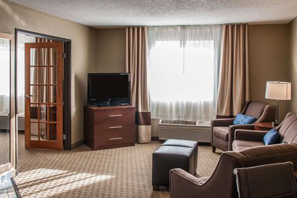 Suite - Comfort Inn Fergus Falls - I-94, Exit 54