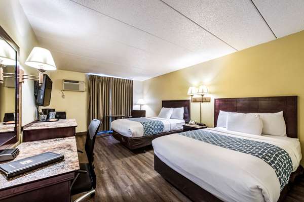  - Econo Lodge South Rochester