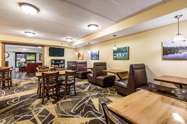 Amenities - Econo Lodge South Rochester