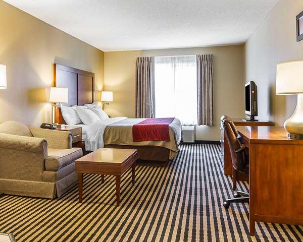 Suite - Comfort Inn Owatonna
