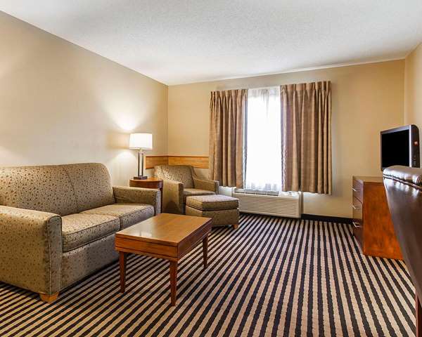 Suite - Comfort Inn Owatonna