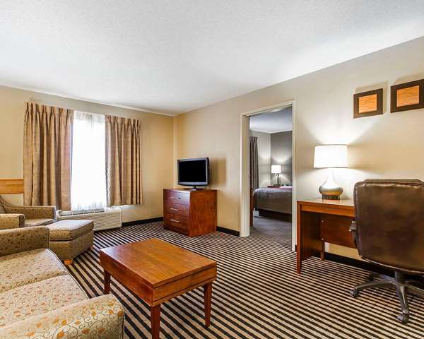 Suite - Comfort Inn Owatonna