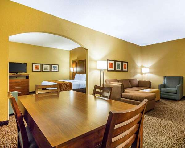 Suite - Comfort Suites Ramsey