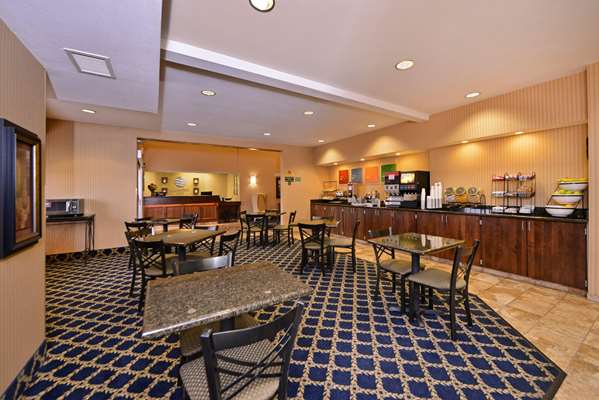 Amenities - Comfort Inn Albert Lea - I-35, Exit 11