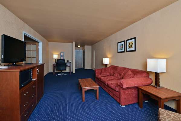  - Comfort Inn Albert Lea - I-35, Exit 11