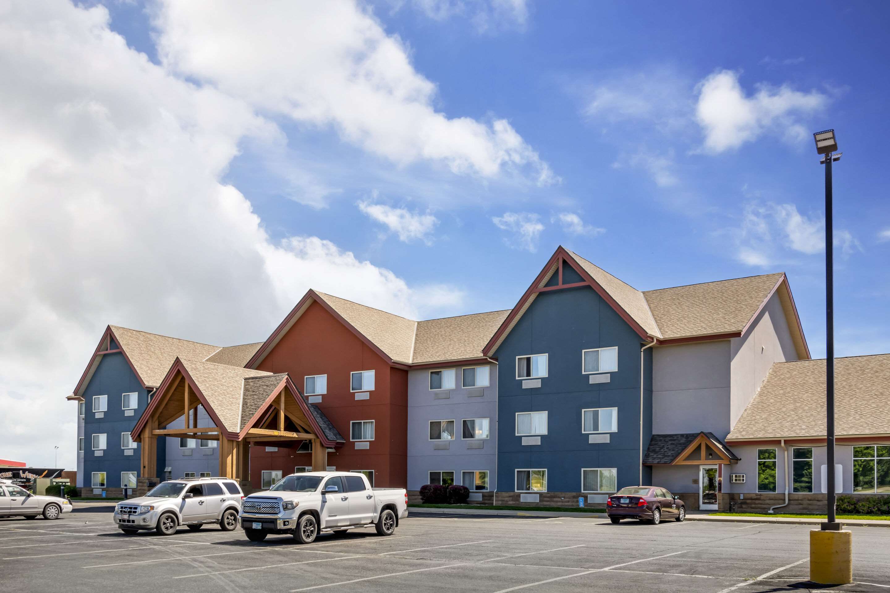 Hotel exterior | Comfort Inn Albert Lea