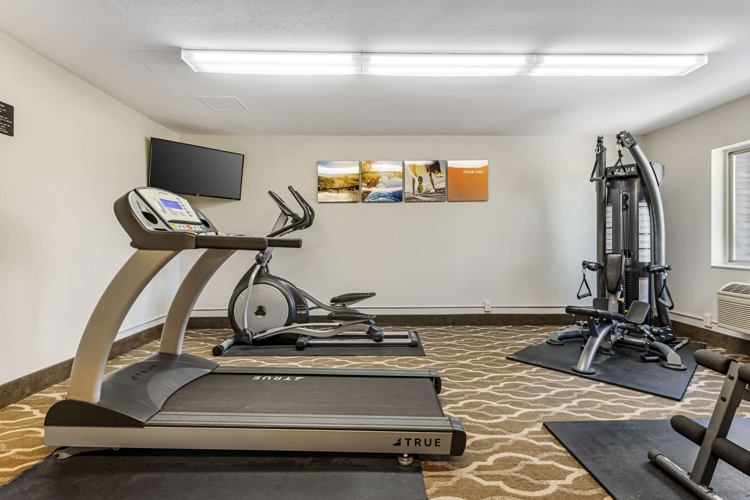 Fitness center | Comfort Inn Albert Lea