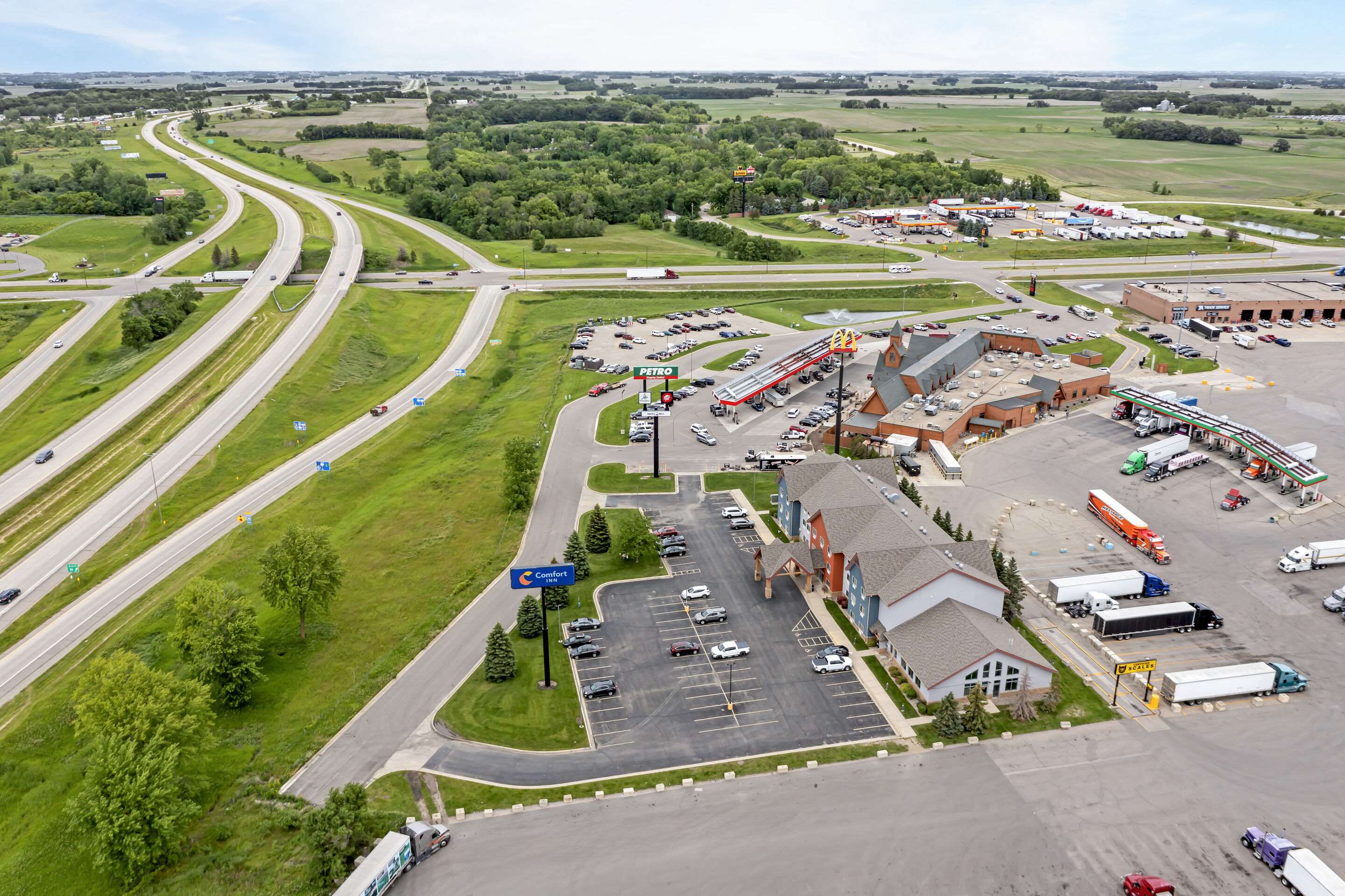 Drone | Comfort Inn Albert Lea