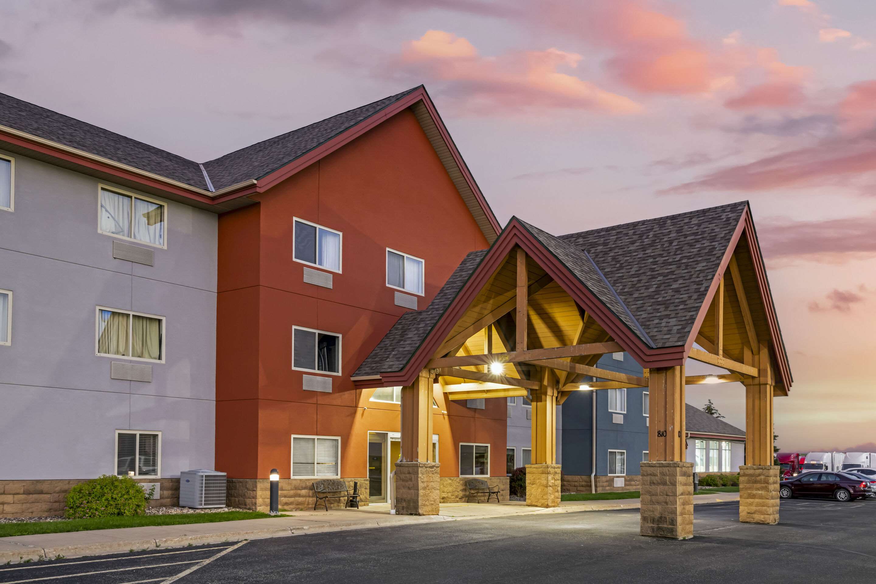 Twilight | Comfort Inn Albert Lea