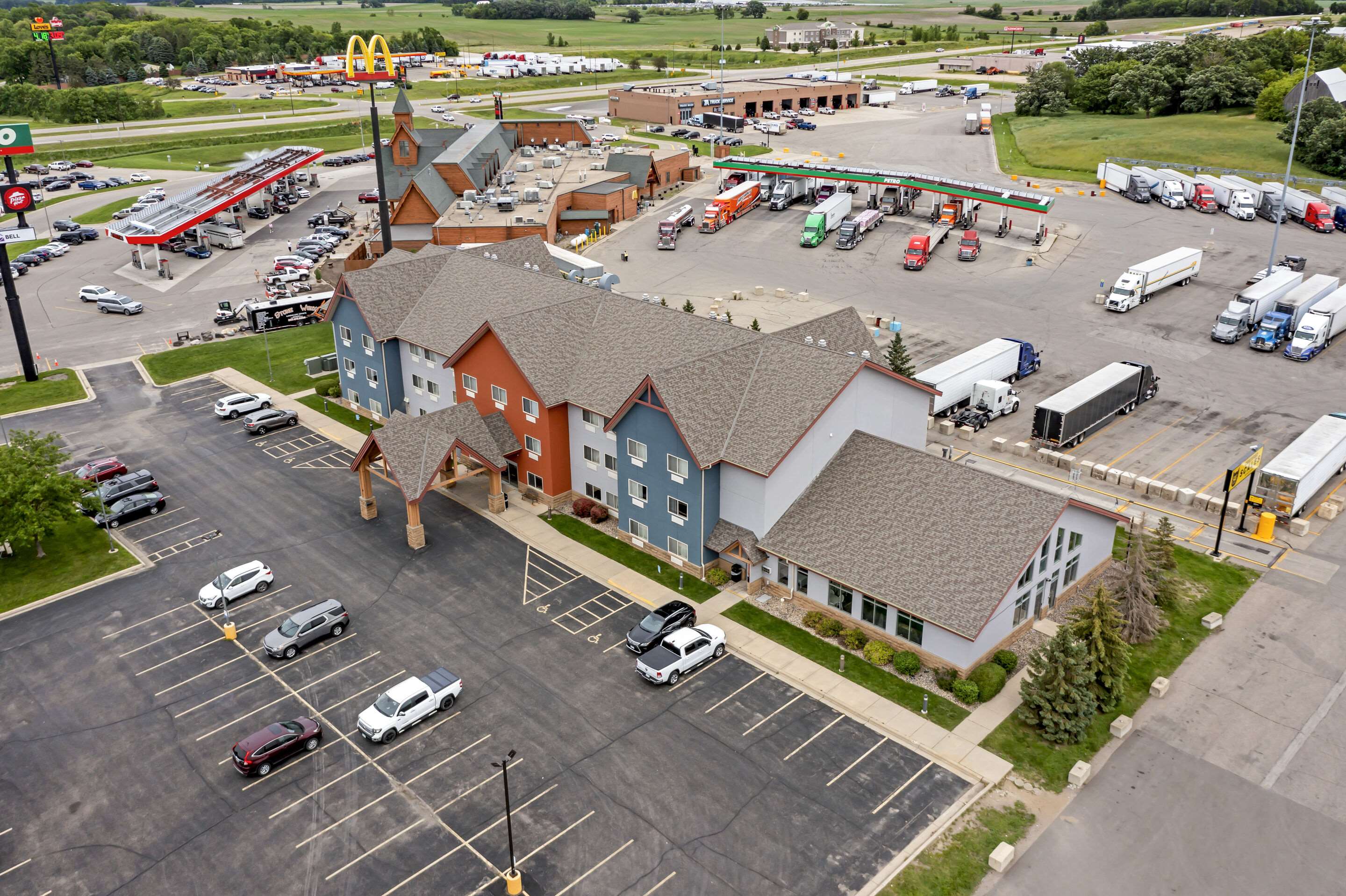 Drone | Comfort Inn Albert Lea