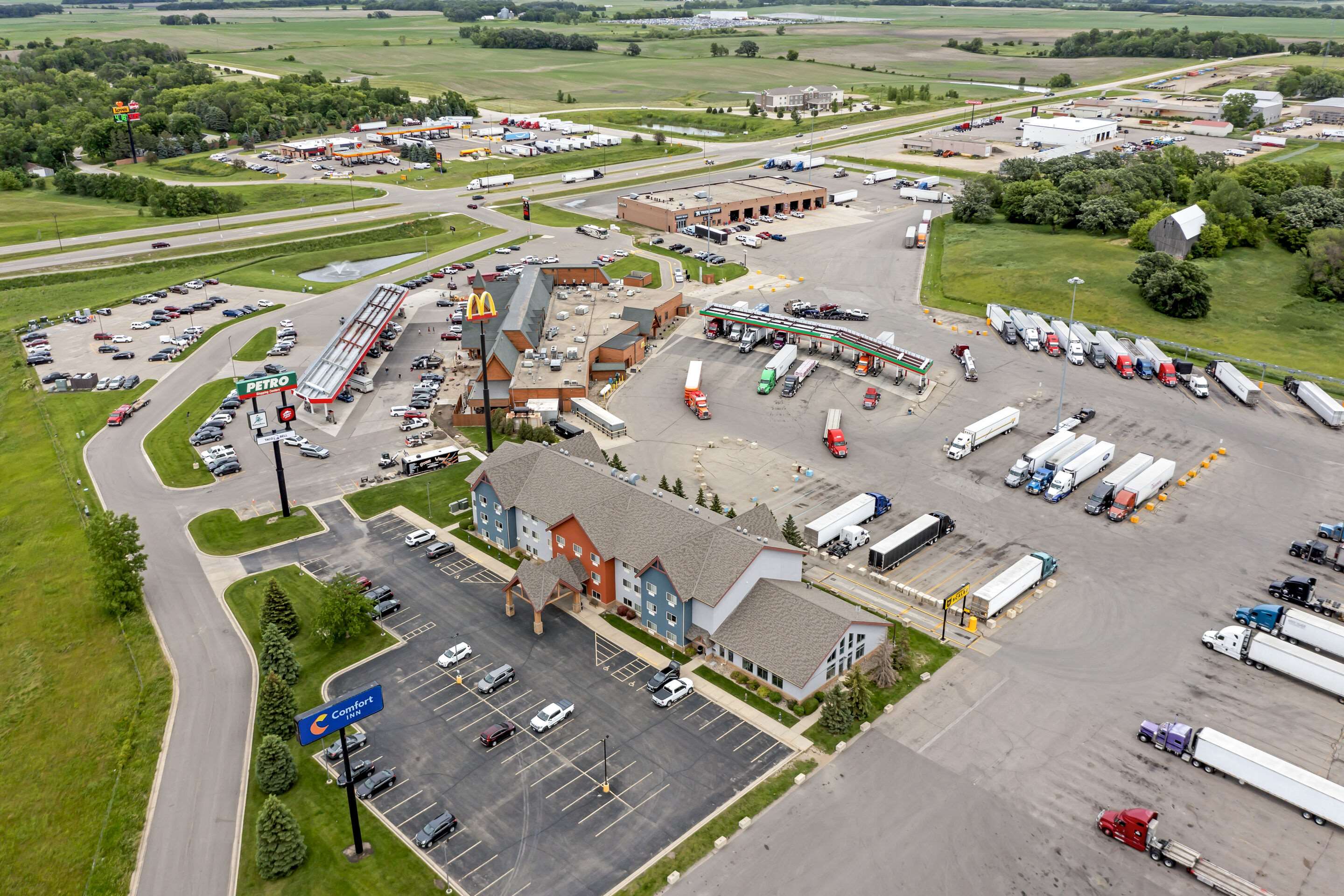 Drone | Comfort Inn Albert Lea