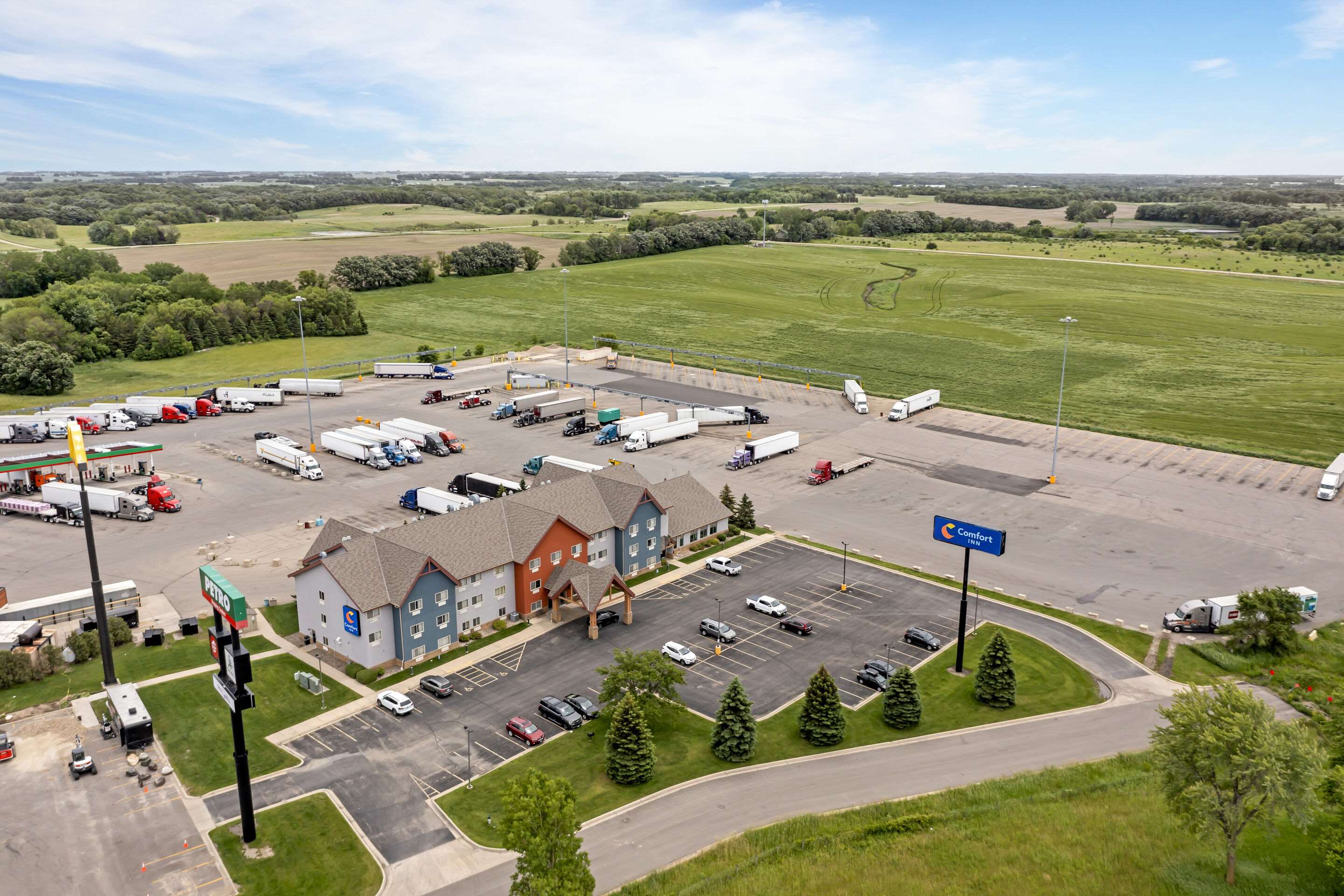 Drone | Comfort Inn Albert Lea