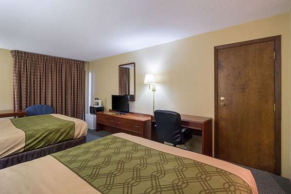  - Econo Lodge Jackson - I-90, Exit 73