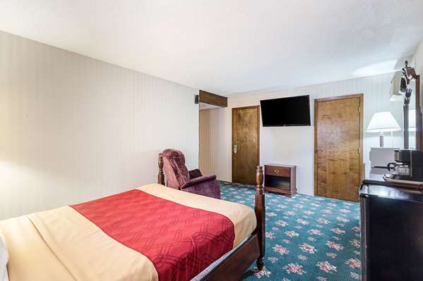Suite - Econo Lodge Jackson - I-90, Exit 73