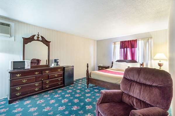 Suite - Econo Lodge Jackson - I-90, Exit 73