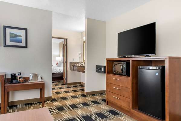 Suite - Quality Inn Northwest Rochester