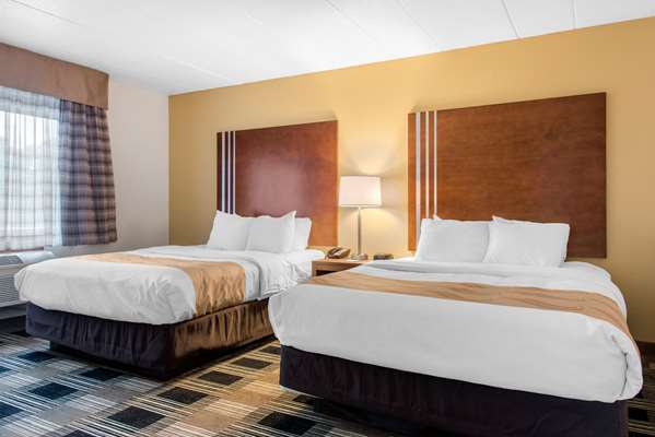 Suite - Quality Inn Northwest Rochester