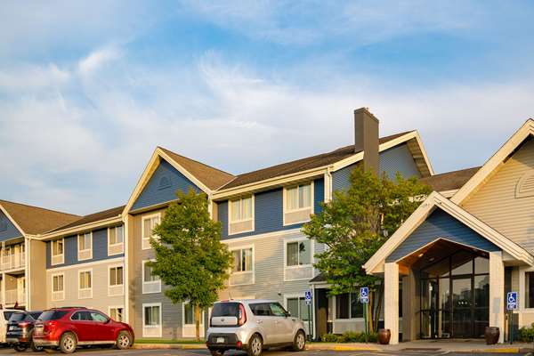 Exterior view - Quality Inn Northwest Rochester