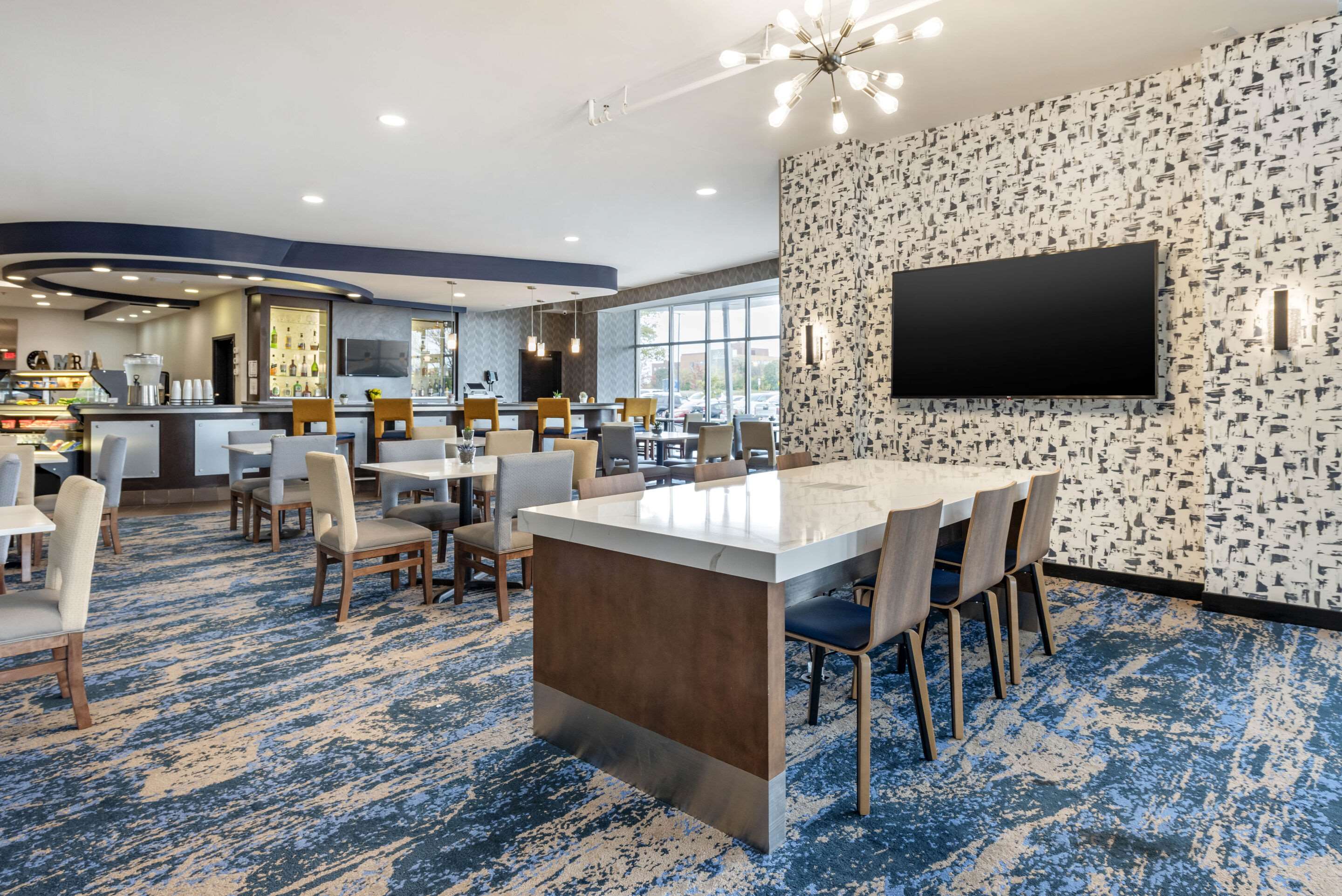 Dining | Cambria Hotel Minneapolis Maple Grove