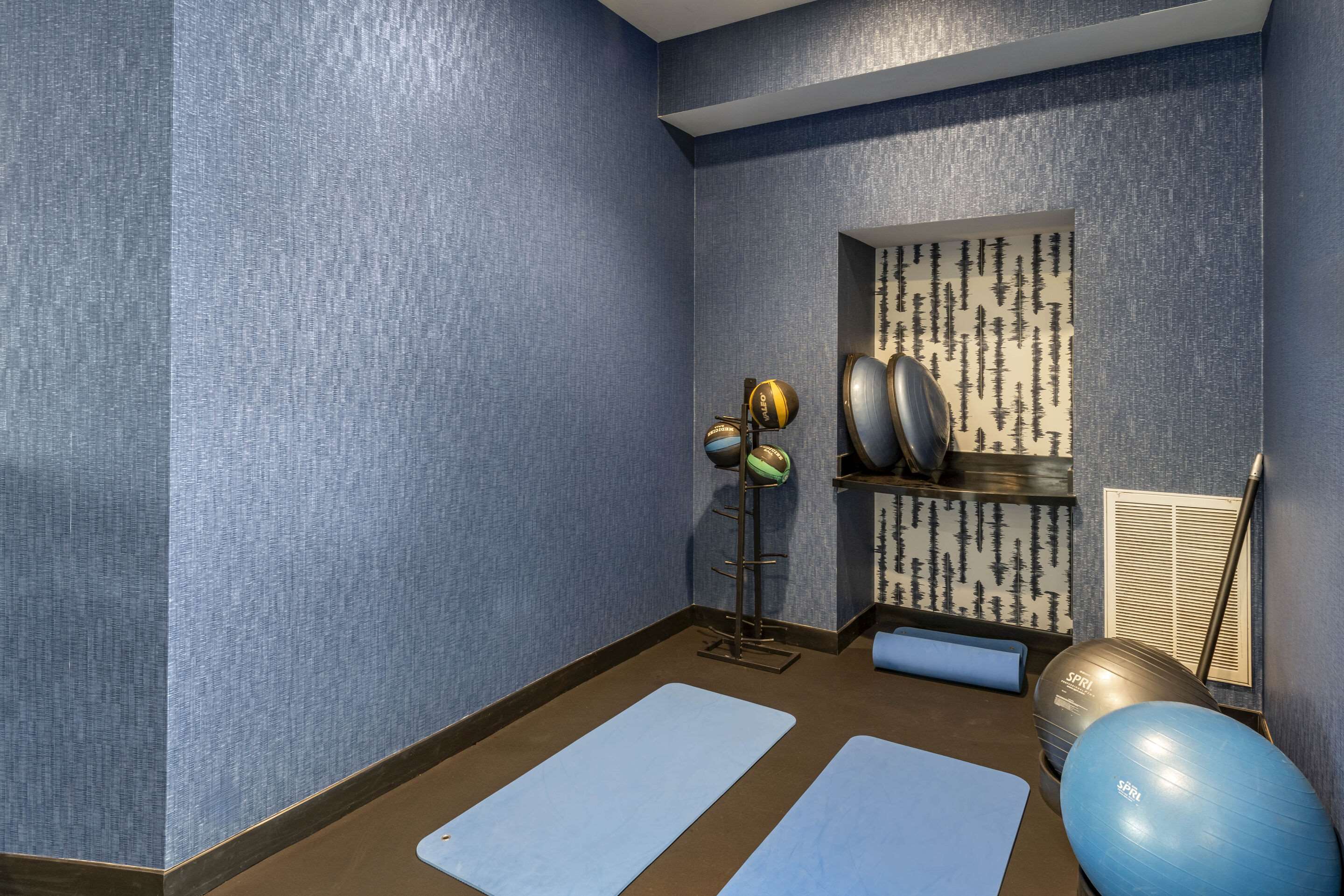 Fitness center | Cambria Hotel Minneapolis Maple Grove