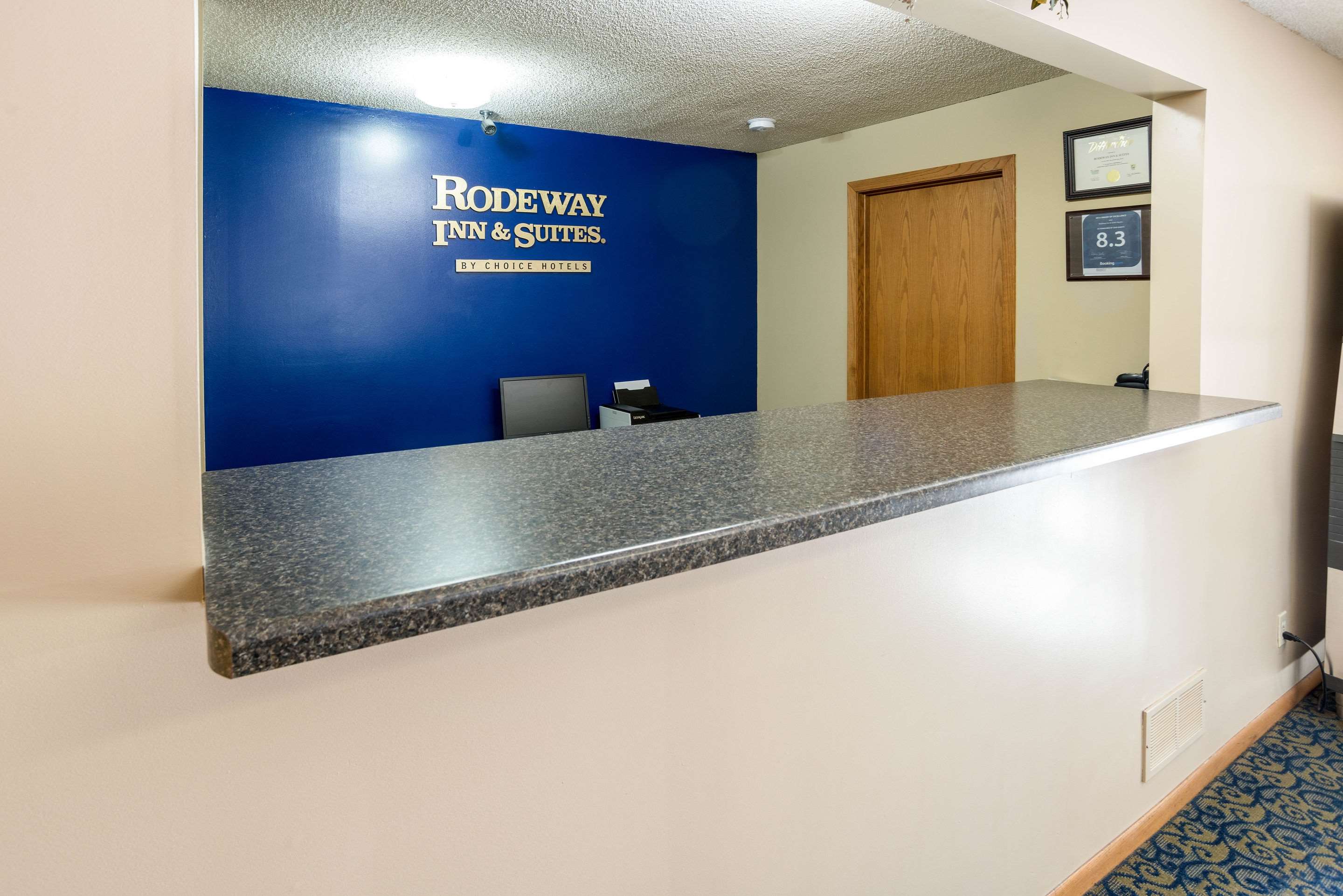 Front desk | Rodeway Inn & Suites