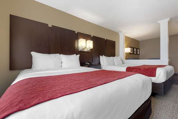 Suite - Comfort Suites & Conference Center Worthington - I-90, Exit 43