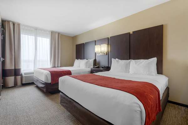Suite - Comfort Suites & Conference Center Worthington - I-90, Exit 43