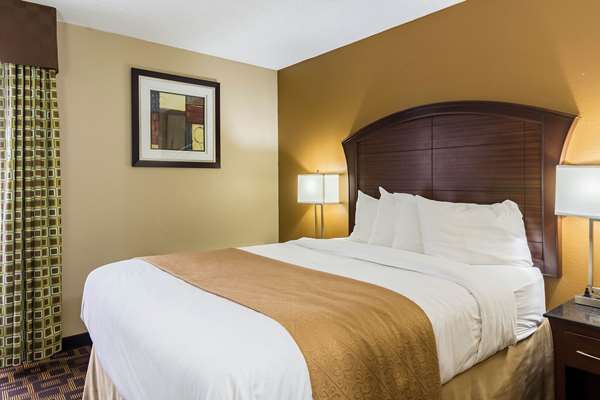  - Quality Inn & Suites Arden Hills