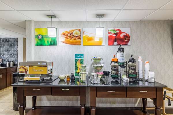 Amenities - Quality Inn & Suites Arden Hills