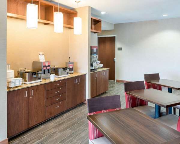 Amenities - Comfort Inn & Suites Rochester