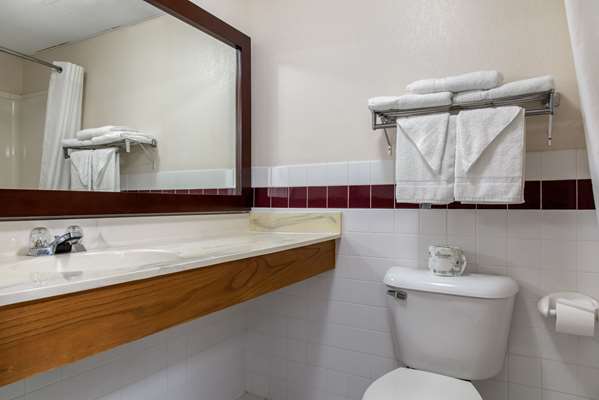  - Quality Inn & Suites New Prague