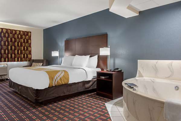 Suite - Quality Inn & Suites New Prague
