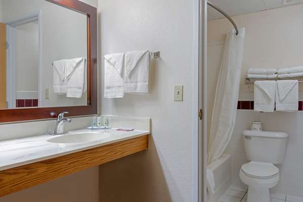  - Quality Inn & Suites New Prague