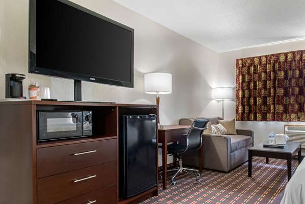 Suite - Quality Inn & Suites New Prague